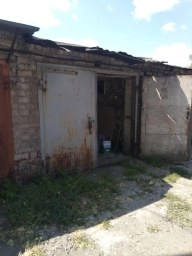 Продам капітальний гараж в центрі міста