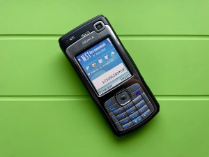 Nokia N73