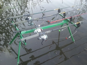Rod Pod Carp, подарунок рибалці